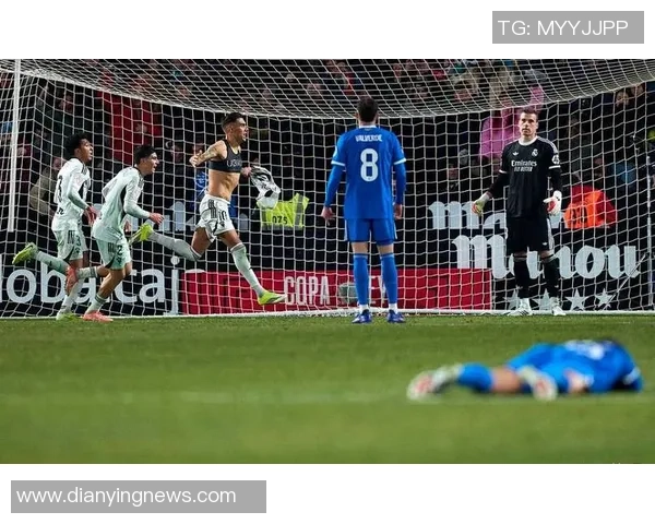 中超激战皇马险胜AC米兰红牌事件引发全场热议与争议