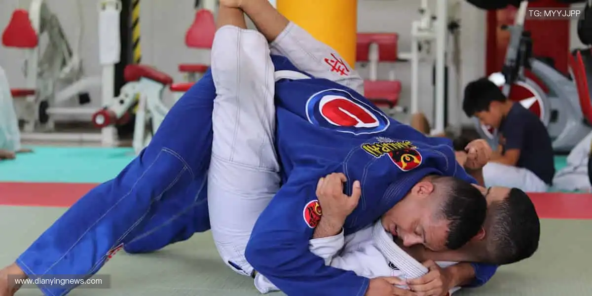 巅峰对决，见证奇迹！⚽️